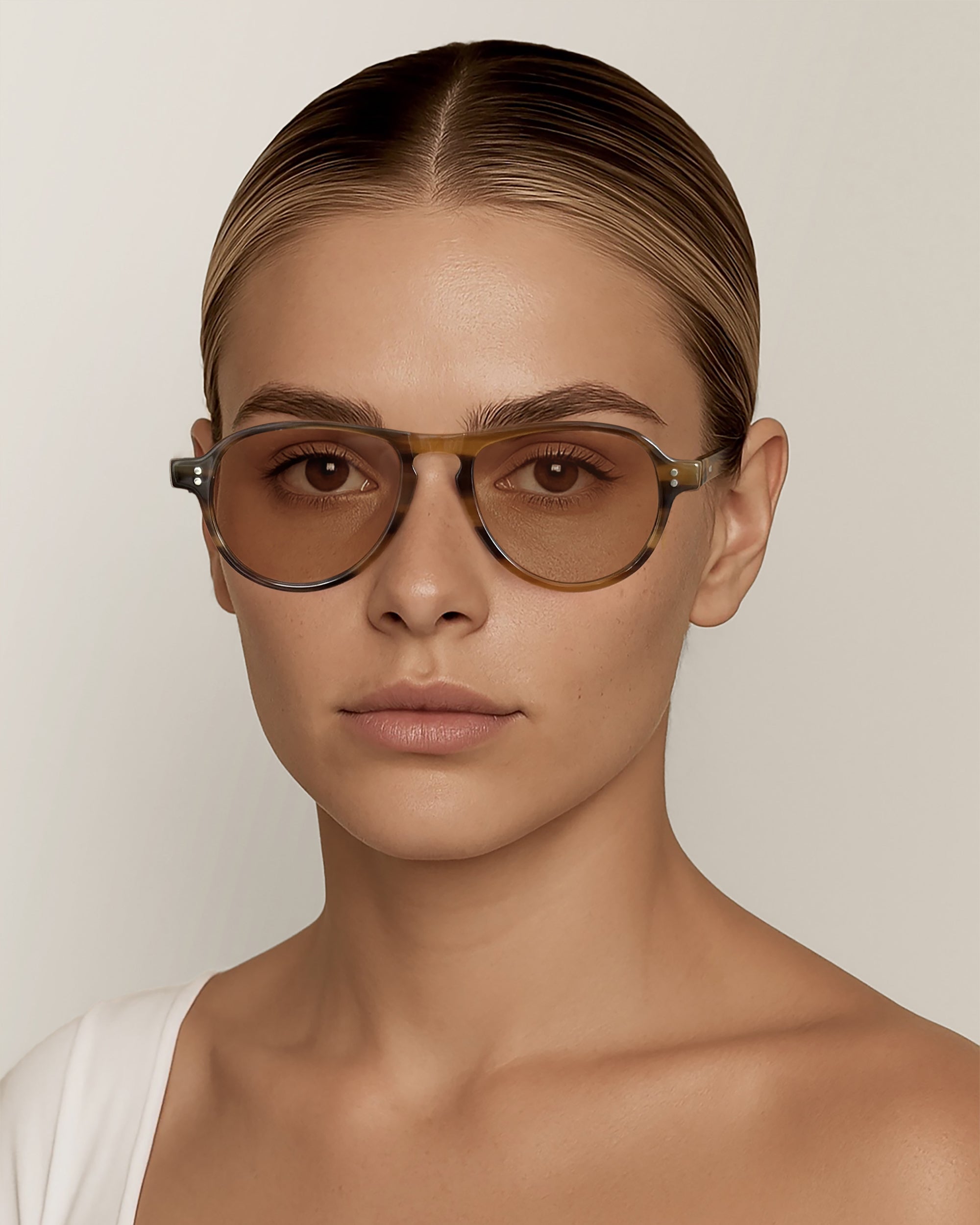 AURELIA HONEY